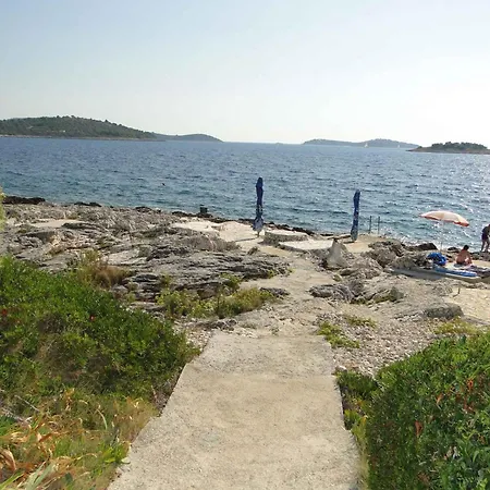 In Rogoznicko - Sibenik Riviera 35524 Apartamento Zečevo